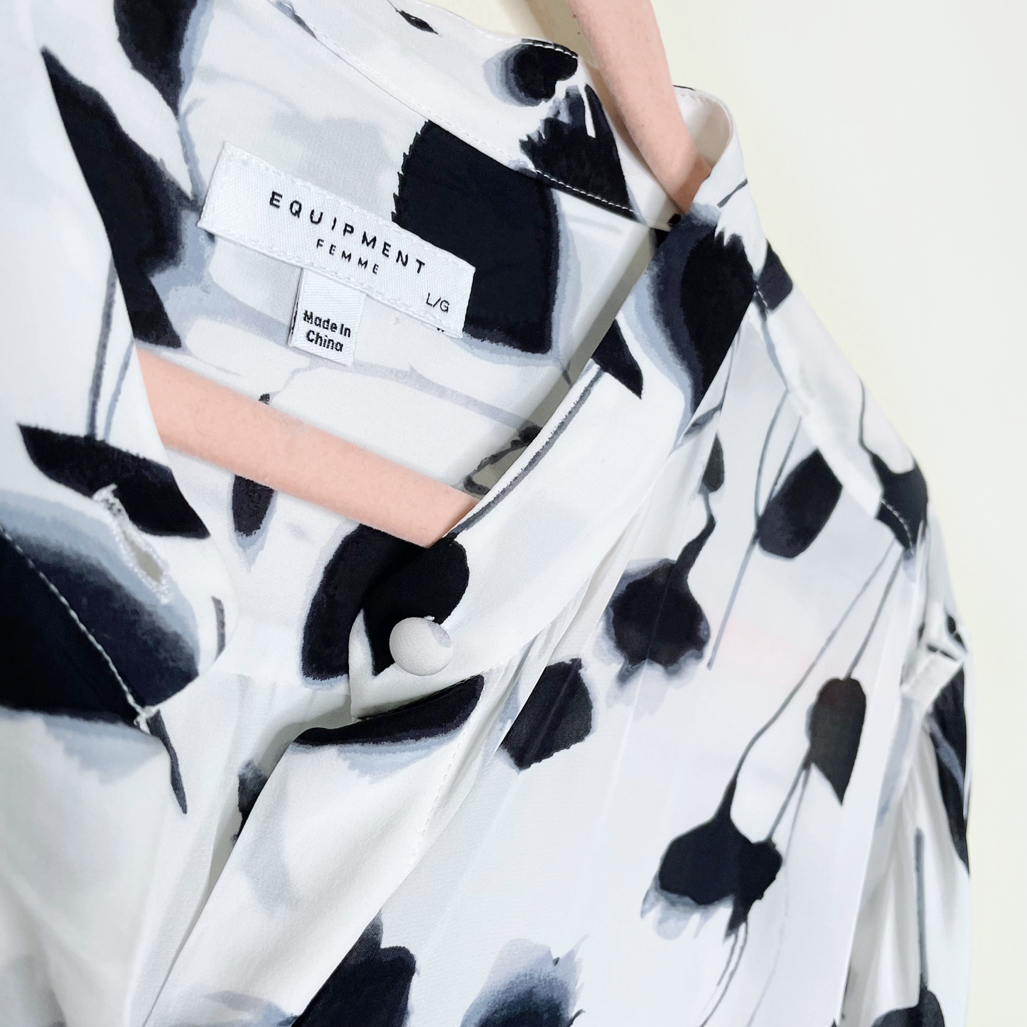 equipment femme boleyn floral watercolour blouse - size large