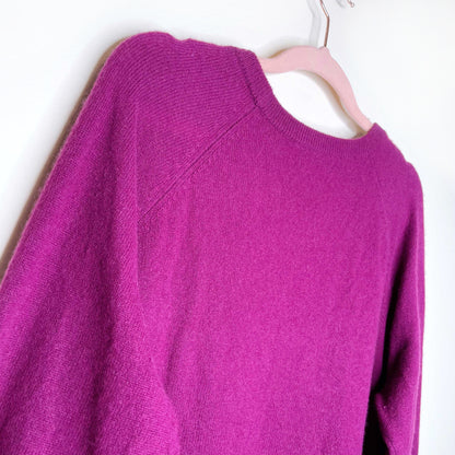 equipment femme 100% cashmere v-neck sweater - size large
