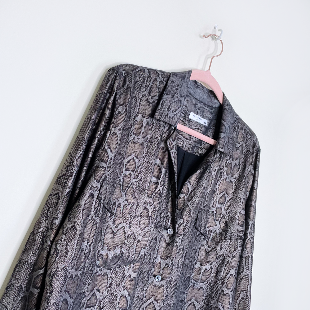 equipment femme dark metallic snakeskin blouse - size small