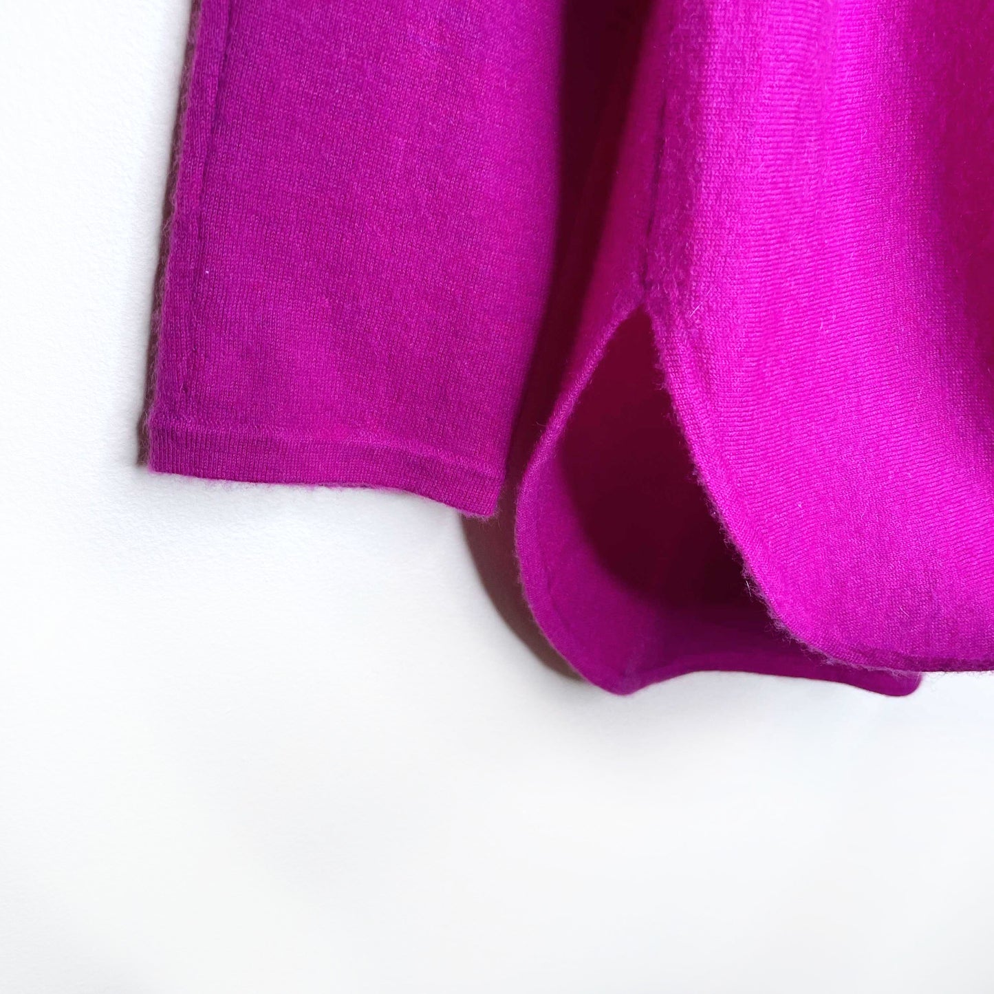 eileen fisher 100% cashmere crewneck sweater - size small