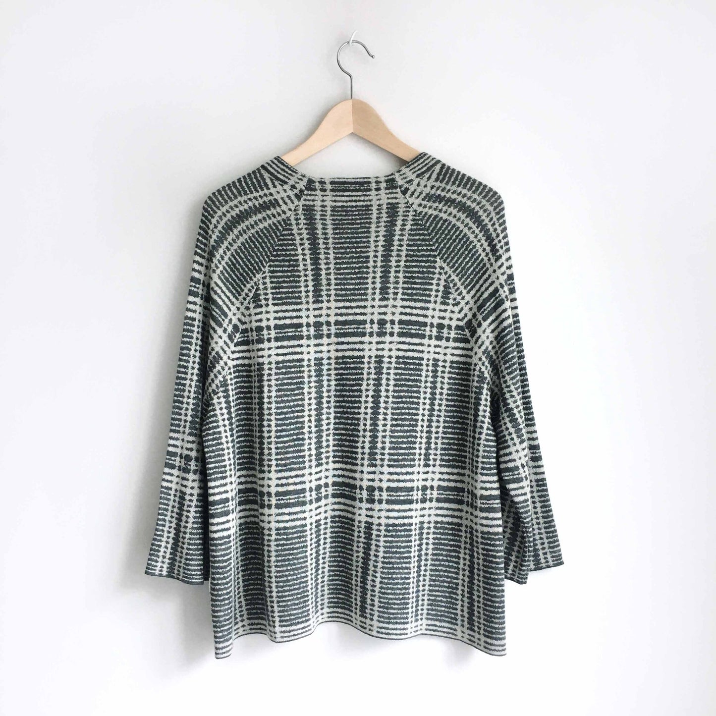 Eileen Fisher merino wool plaid raglan sweater - size Large