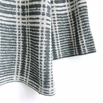 Eileen Fisher merino wool plaid raglan sweater - size Large