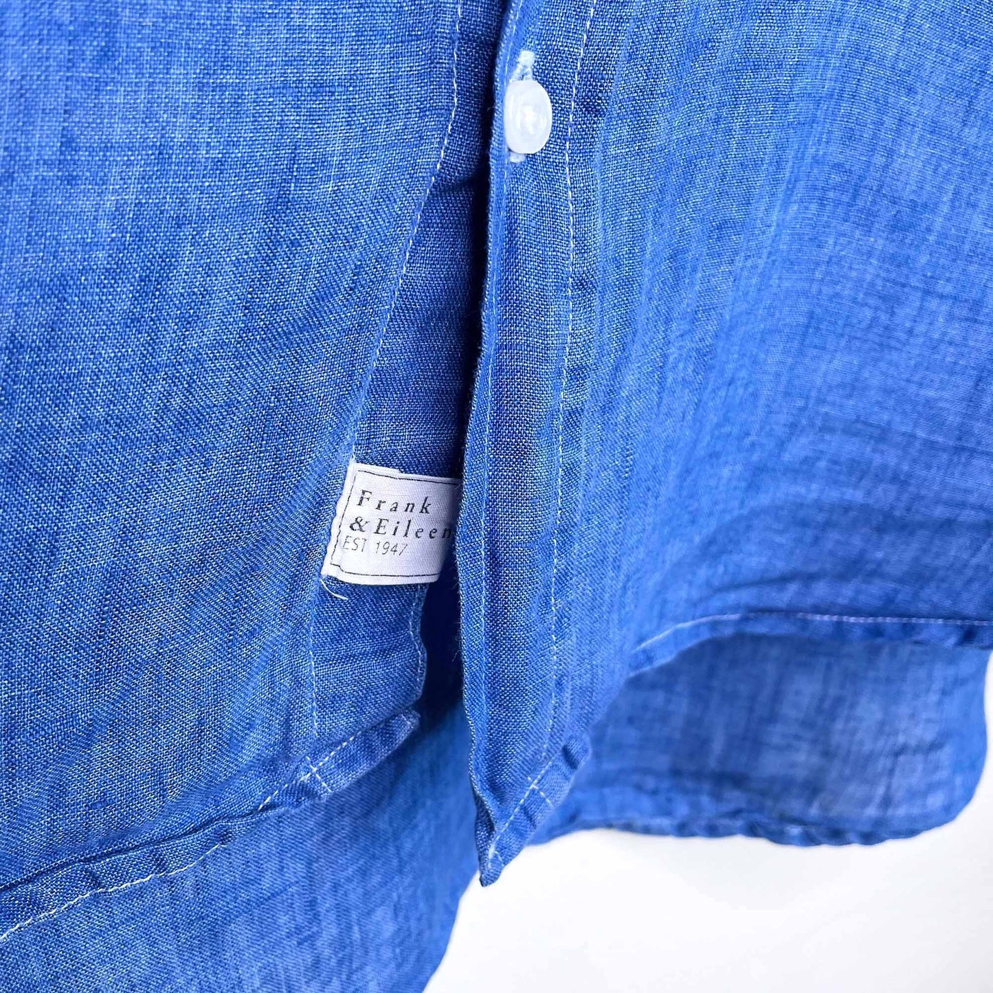 frank and eileen classic linen button down shirt - size small