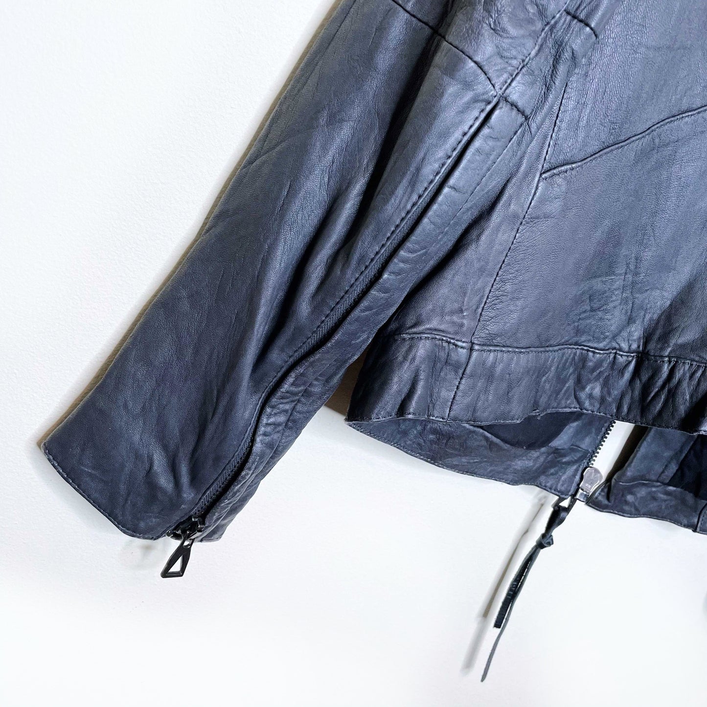 eleven paris grey leather moto jacket - size medium