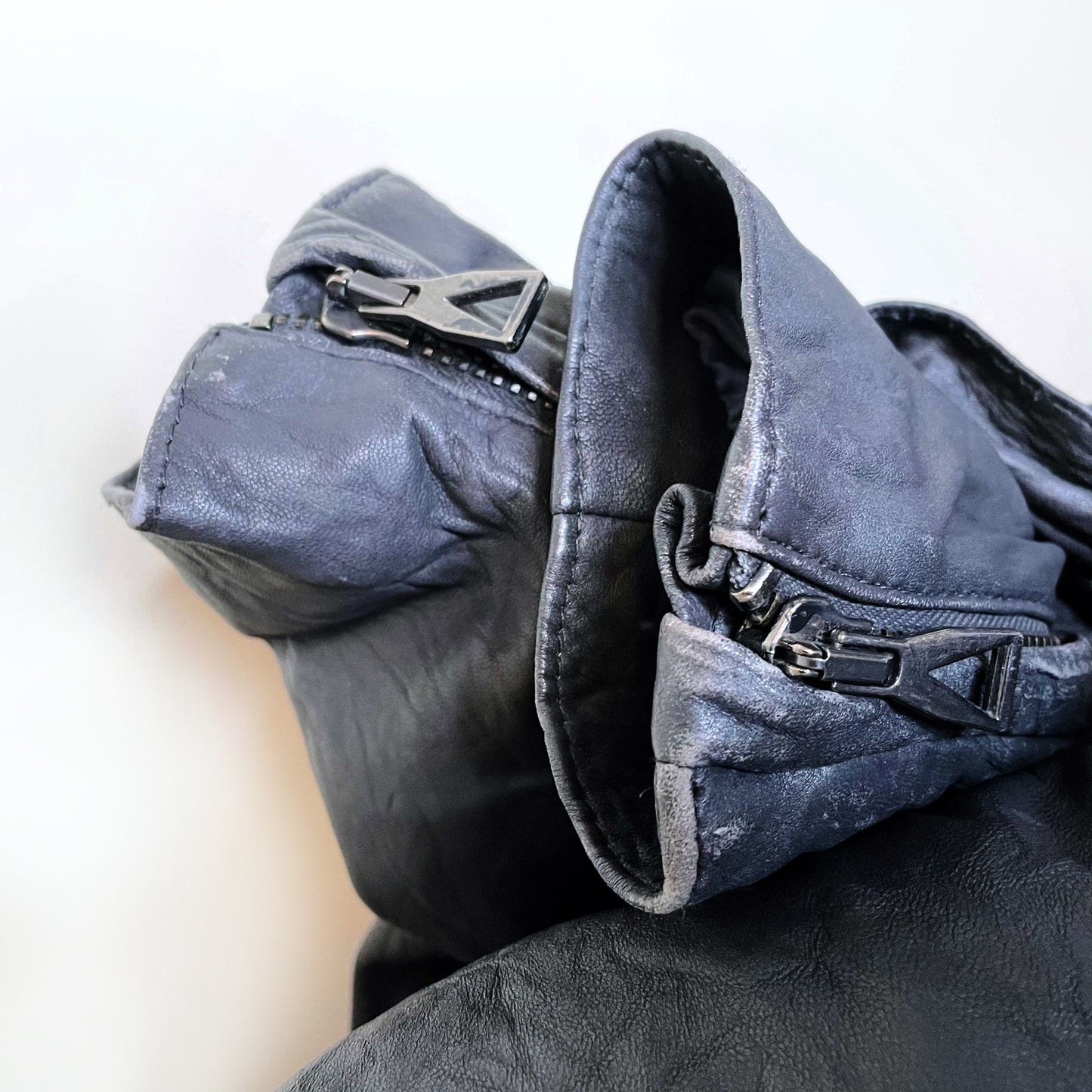 eleven paris grey leather moto jacket - size medium