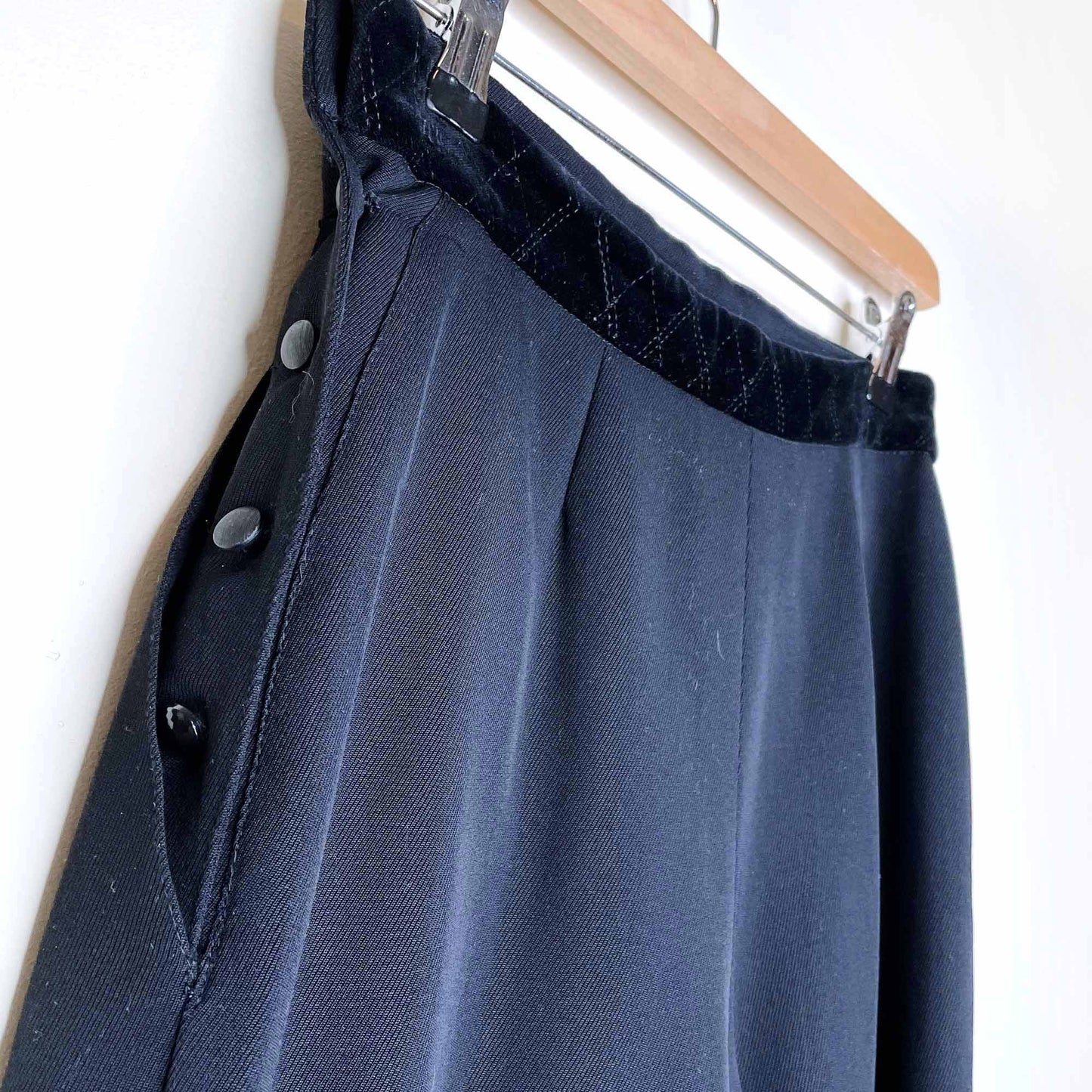 vintage escada black velvet waistband high rise tuxedo trousers - size 34