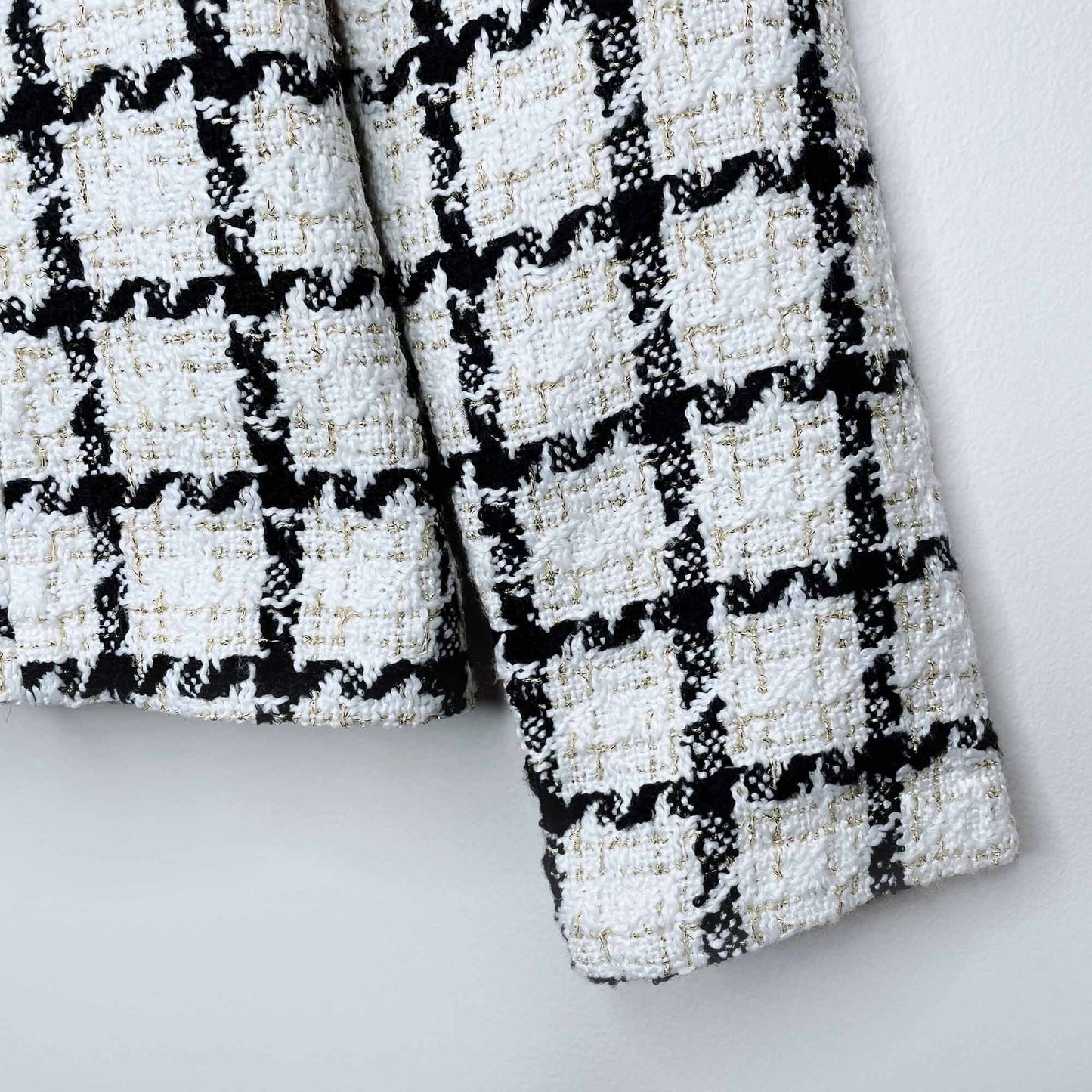 NWT Fashion NOVA A little baggage tweed blazer - size Small