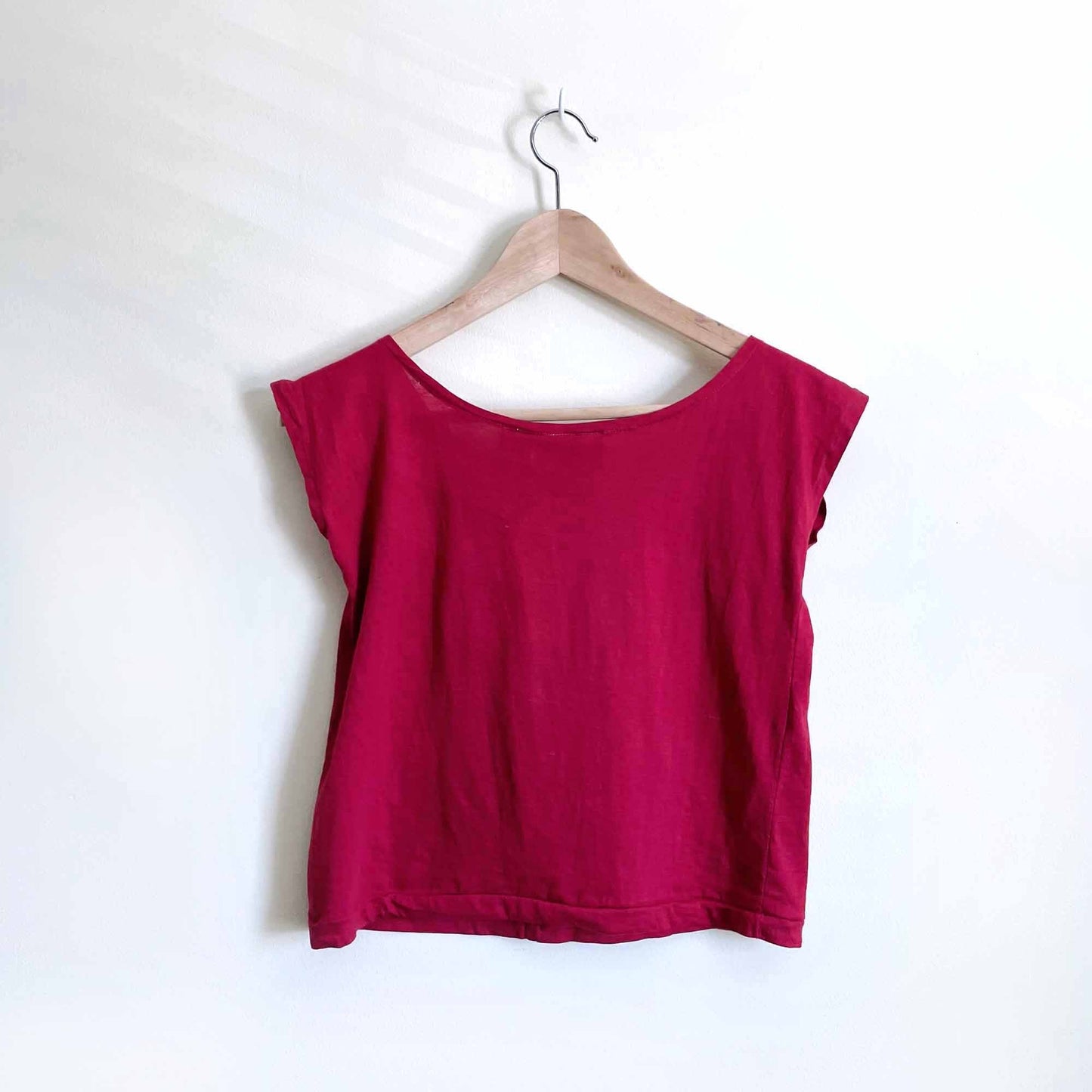 Vintage French Connection cropped tee - size Small