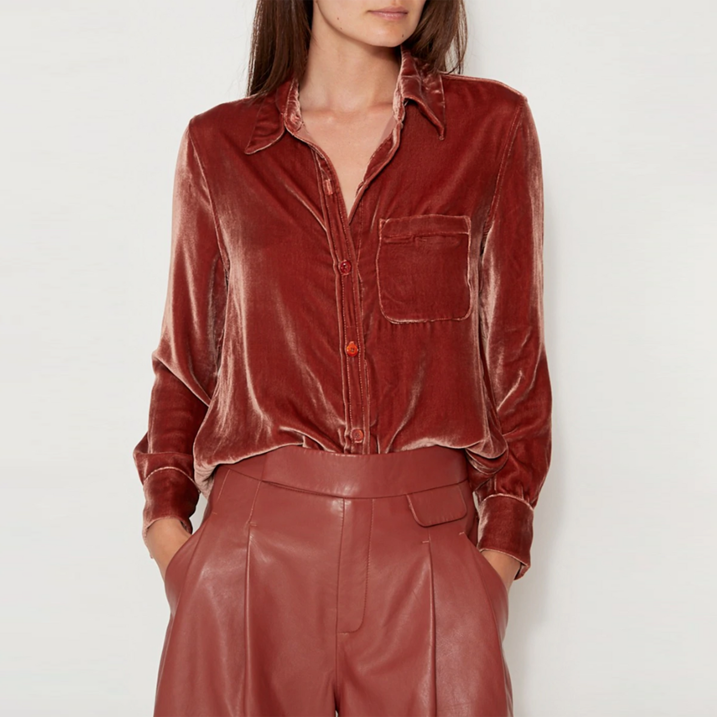 equipment femme bradner velvet shirt - size medium