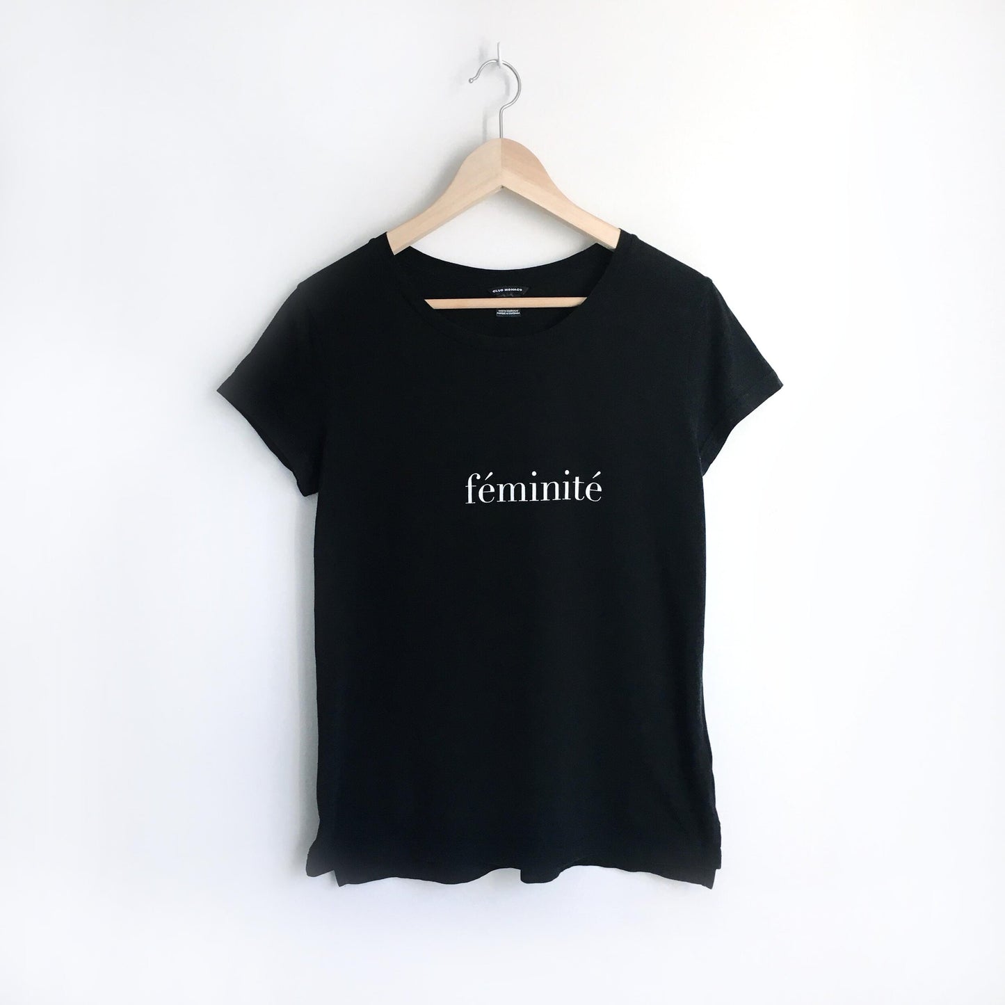 Club Monaco Tykina Féminité tee - size xs