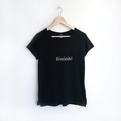 Club Monaco Tykina Féminité tee - size xs