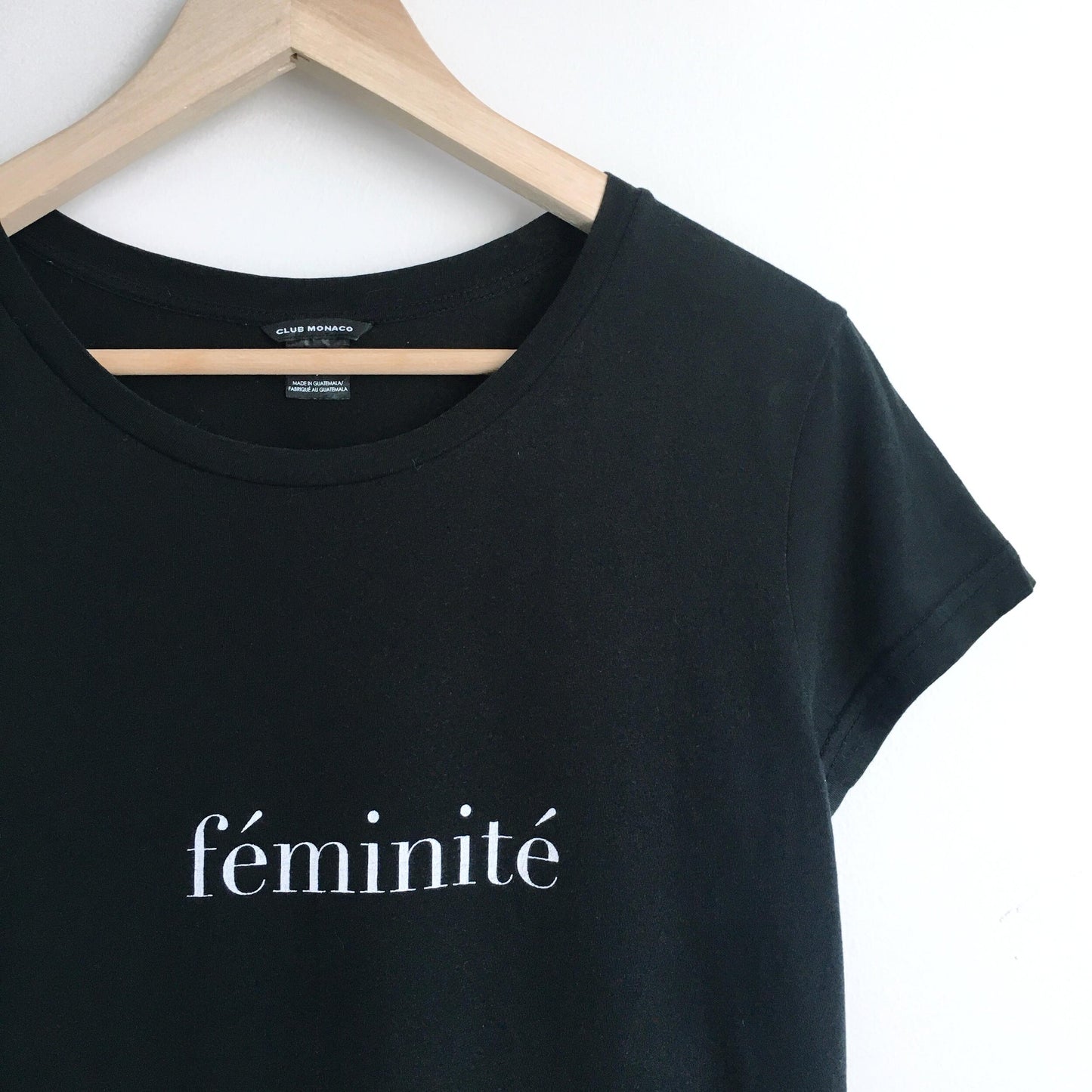 Club Monaco Tykina Féminité tee - size xs
