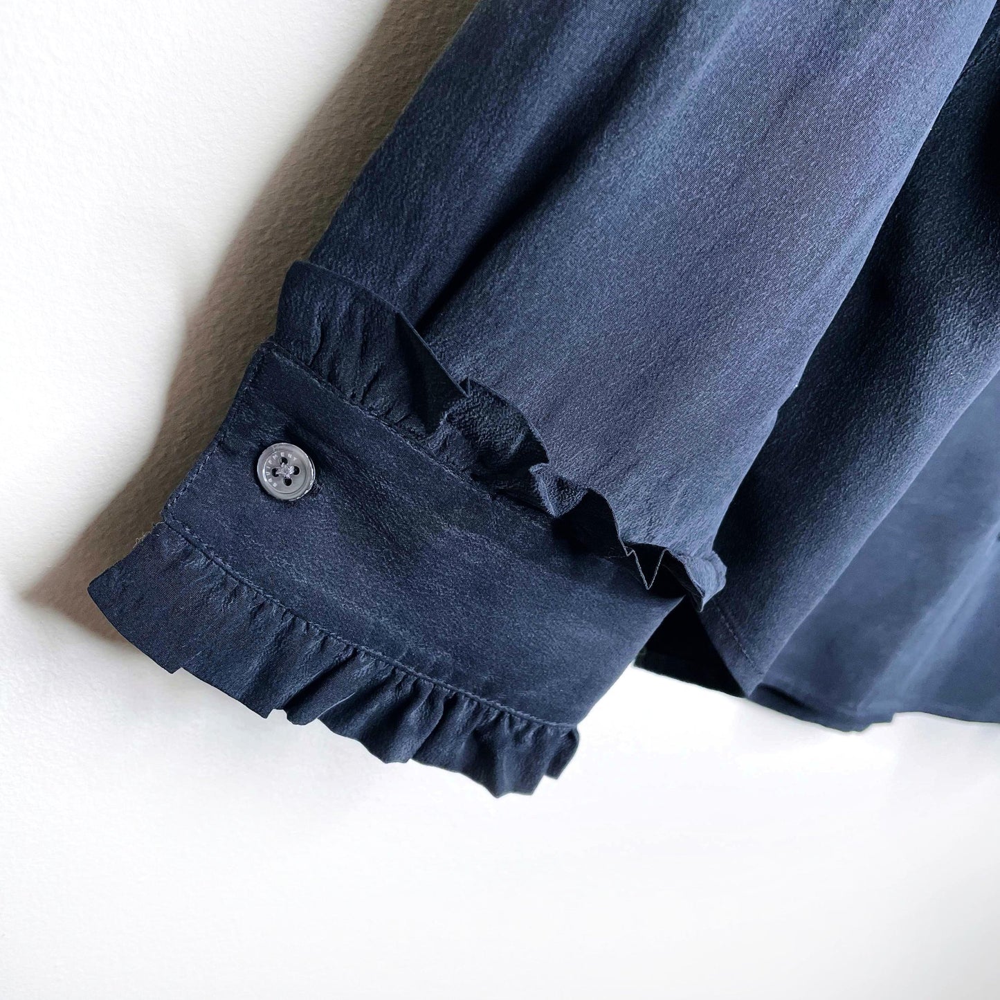 equipment femme silk button down shirt with ruffle cuff - size large