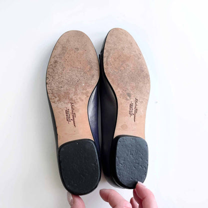 salvatore ferragamo metallic bow ballet flats - size 6