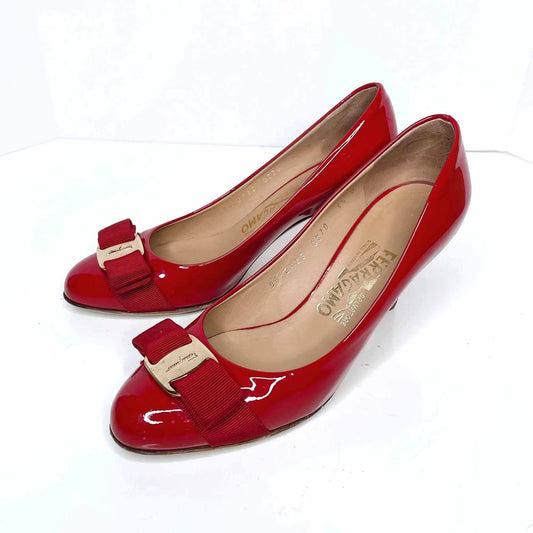 salvatore ferragamo red vara bow pump shoe - size 5.5