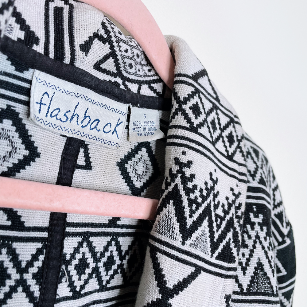 vintage flashback tapestry aztec cropped jacket - size small