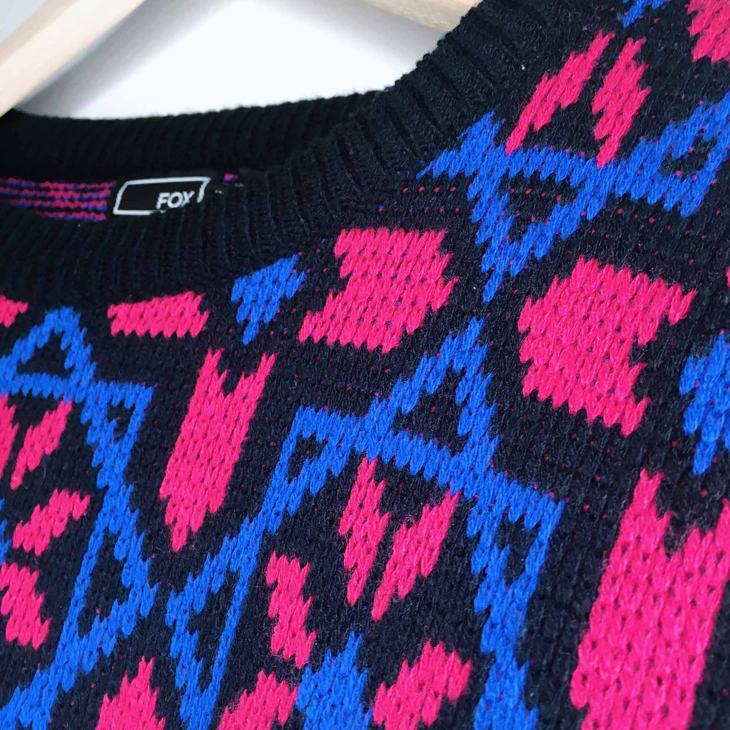 Vintage FOX acrylic snowflake sweater - size Medium