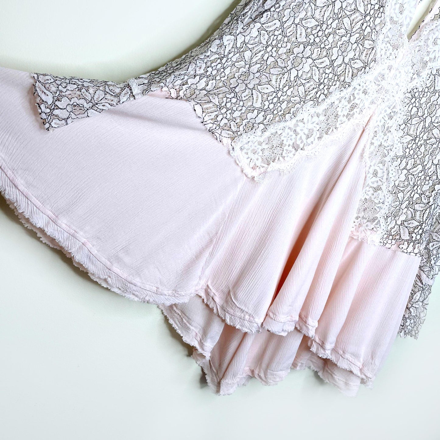 free people tell tale high neck keyhole lace tunic - size xs