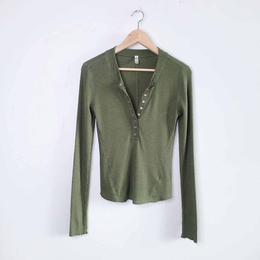 Intimately Free People waffle henley - size Medium