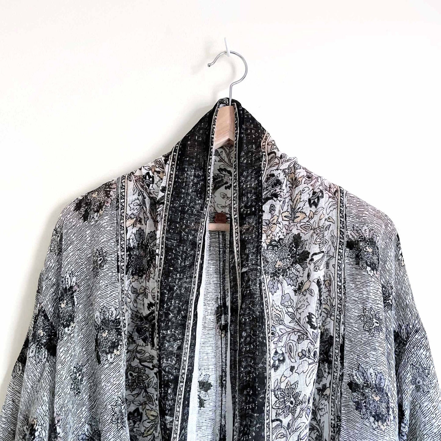 Free People ONE oversized gauzey hand-painted kimono - size xs/sm