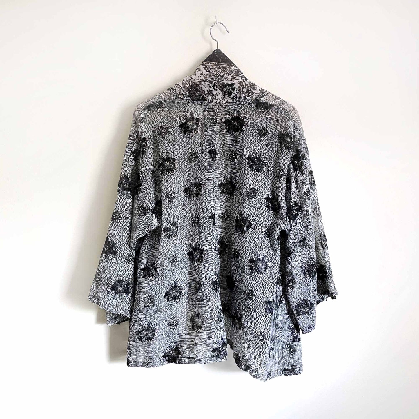 Free People ONE oversized gauzey hand-painted kimono - size xs/sm