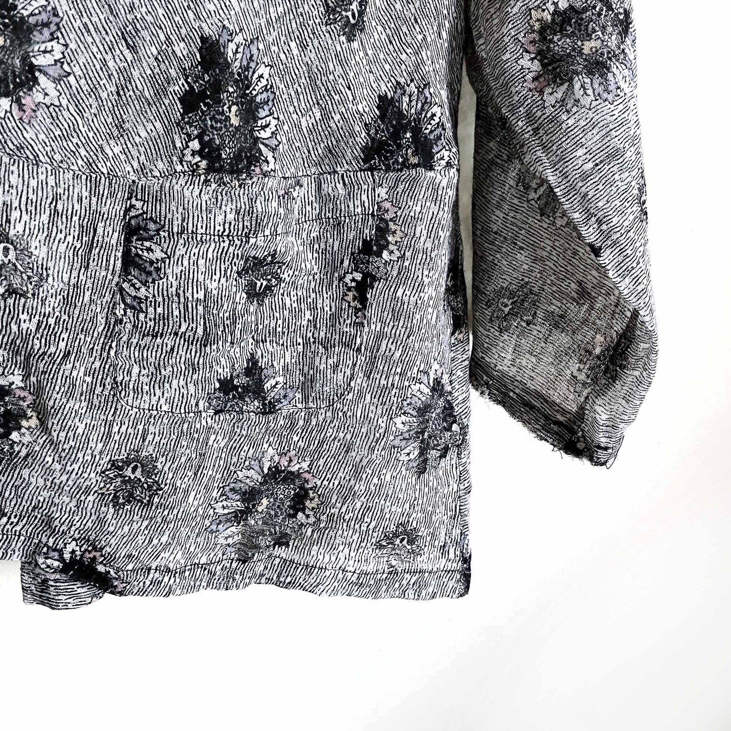 Free People ONE oversized gauzey hand-painted kimono - size xs/sm