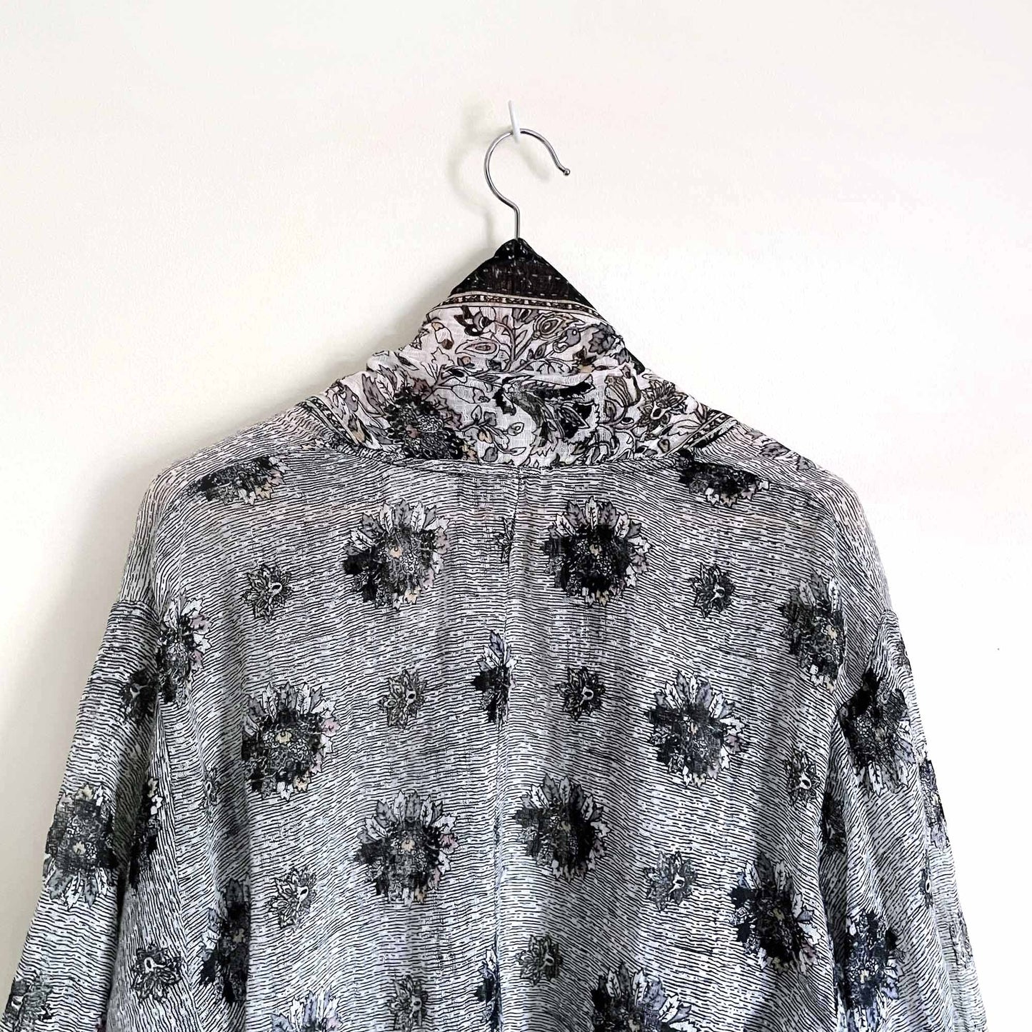 Free People ONE oversized gauzey hand-painted kimono - size xs/sm