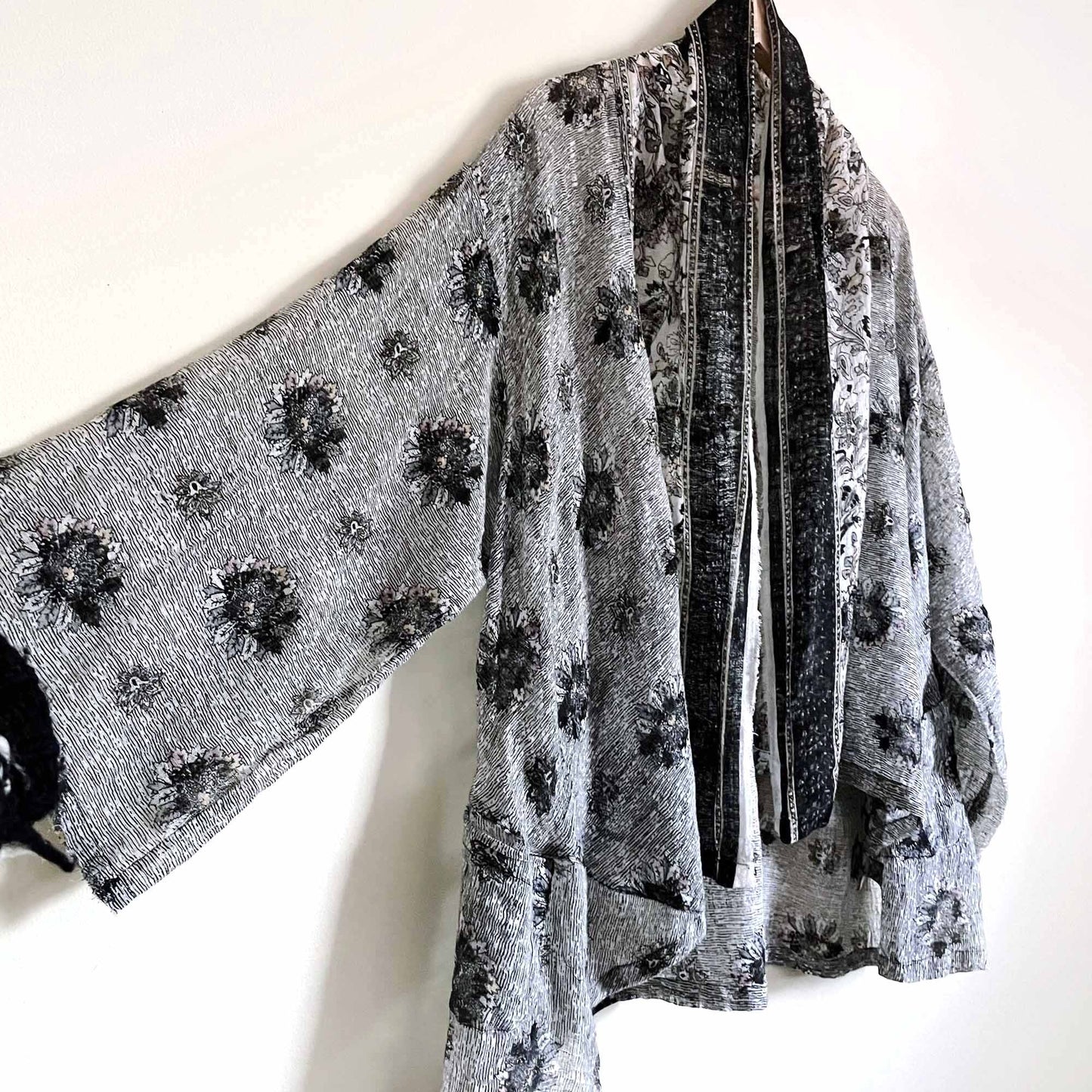 Free People ONE oversized gauzey hand-painted kimono - size xs/sm