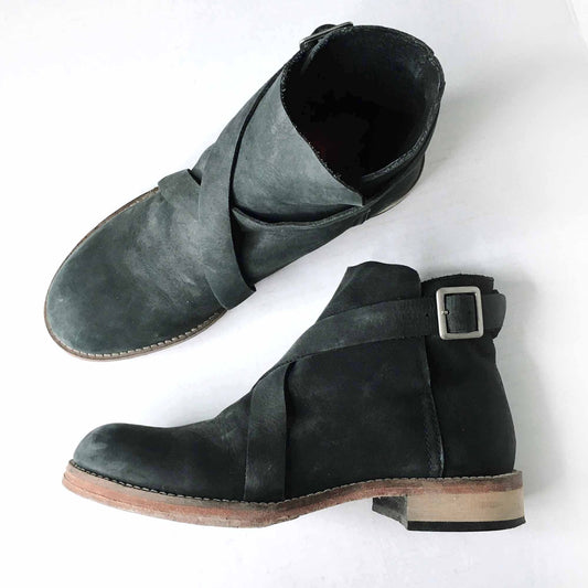 Free People La Palmas leather ankle boot - size 38