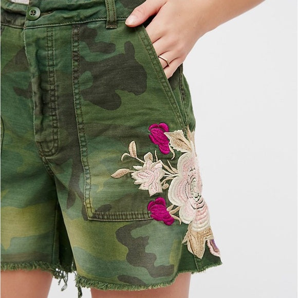 Free People Embroidered Scout Shorts - size 10