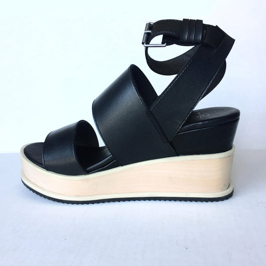 NWT Free People Vegan Dorian Wedge - size 9