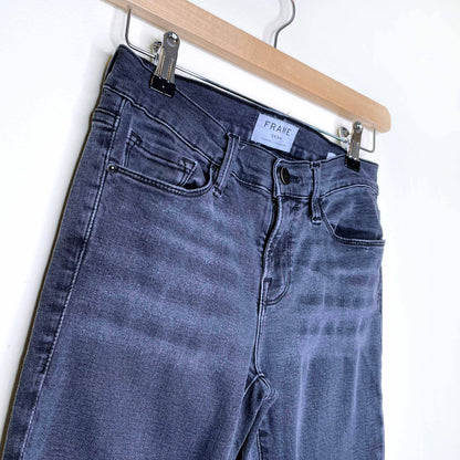 frame le skinny de jeanne in muddywaters - size 26