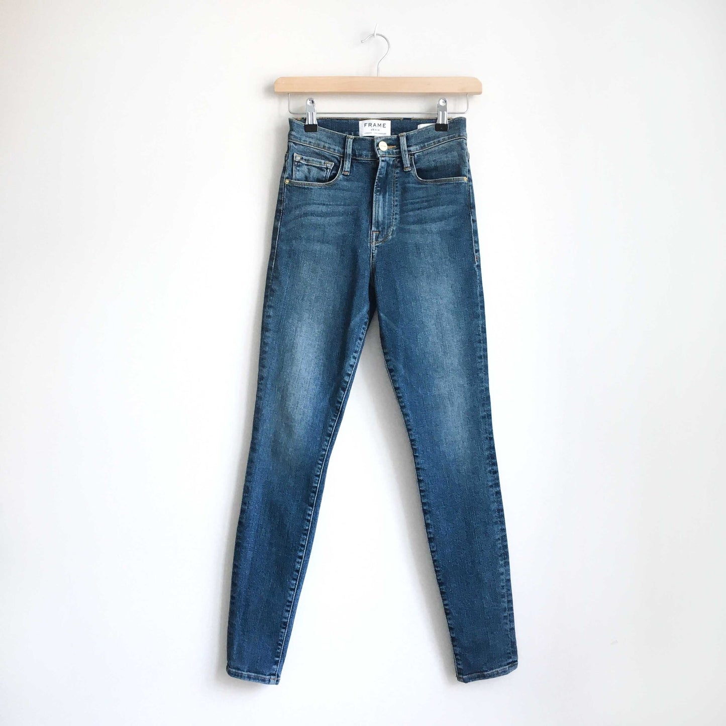 FRAME Ali High rise skinny in navy beach - size 24