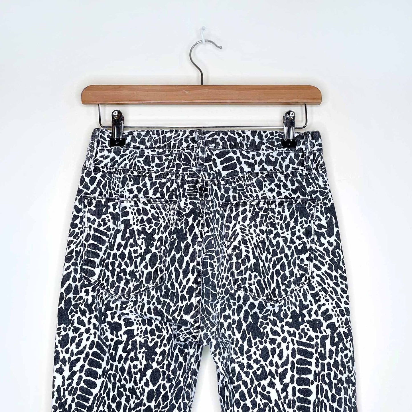 frame le high skinny black and white leopard printed jeans - size 27