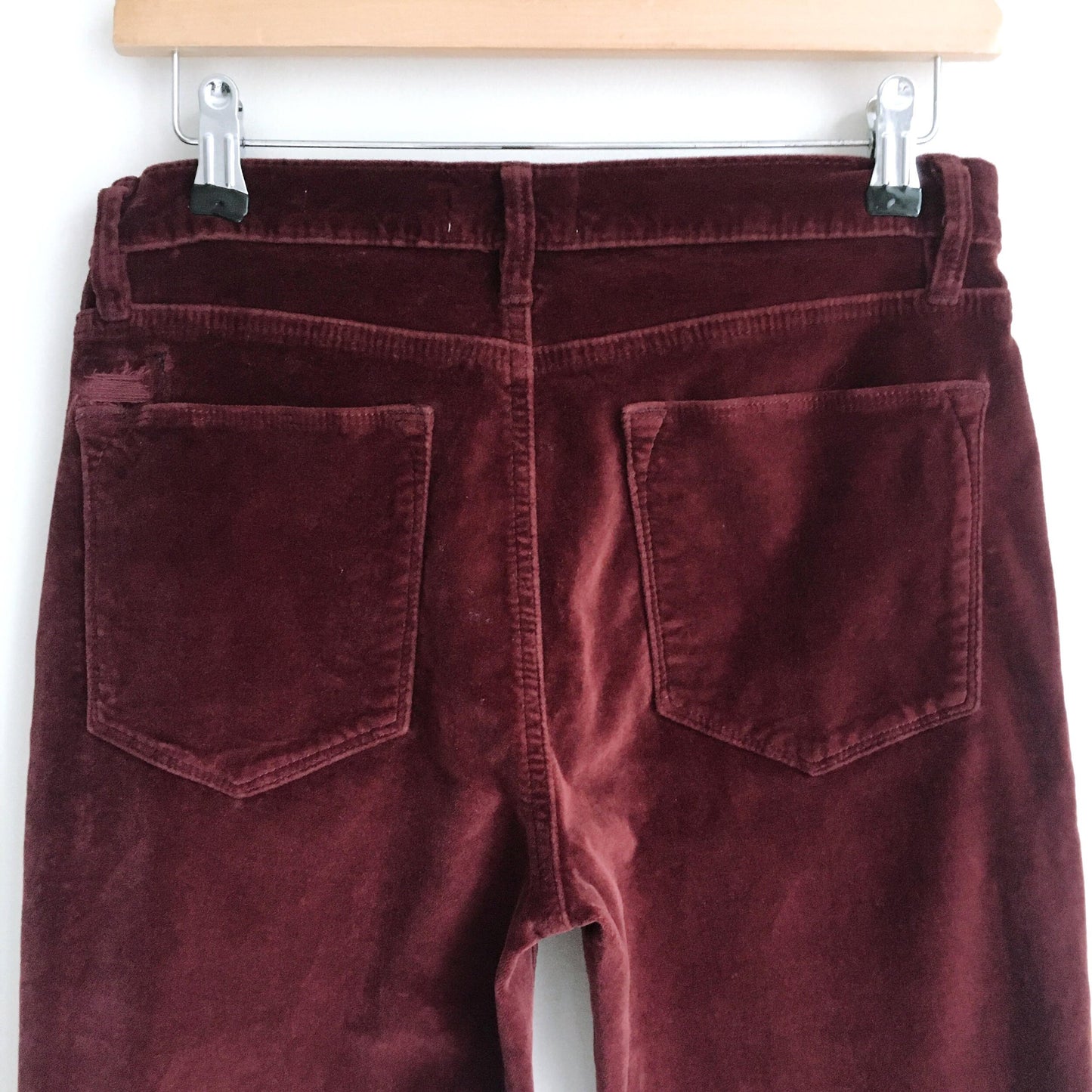 FRAME le high rise skinny velveteen - size 27