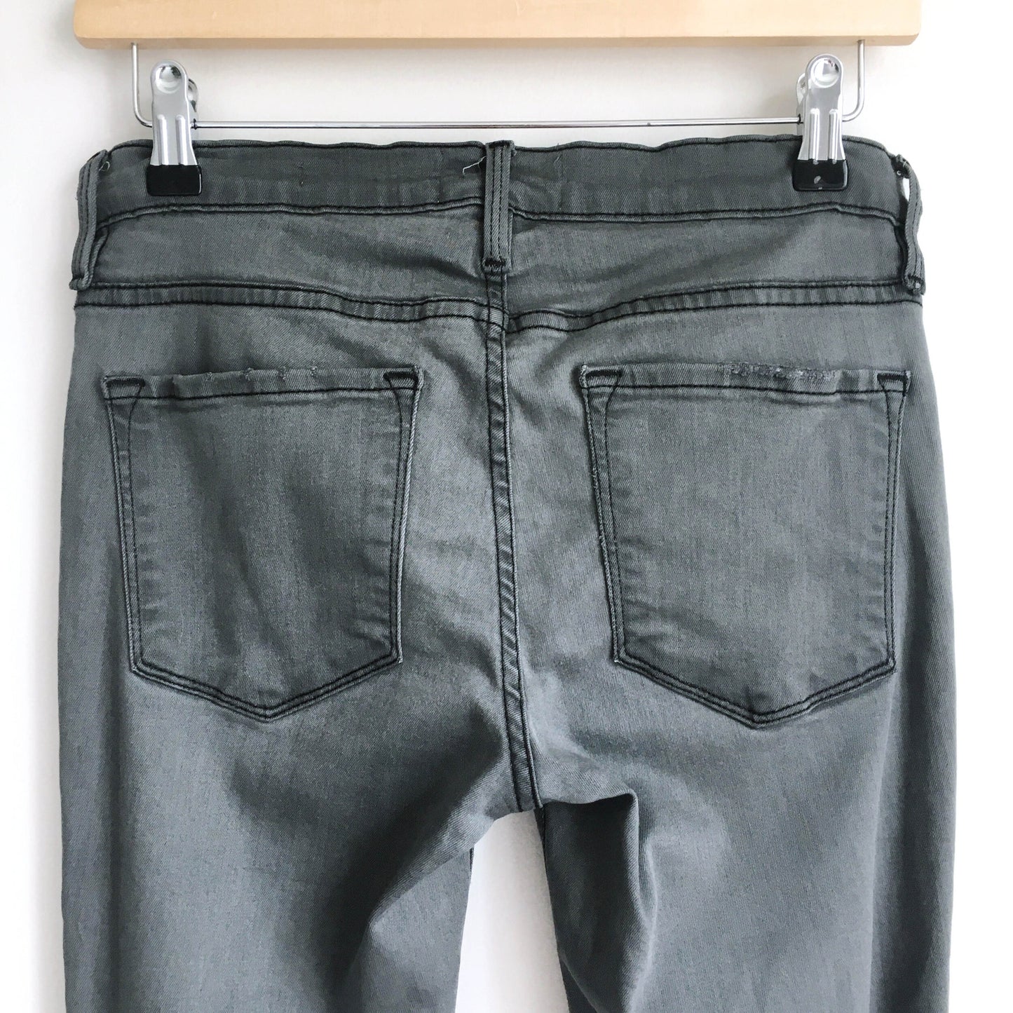 Frame Denim le skinny de Jeanne ripped - size 27