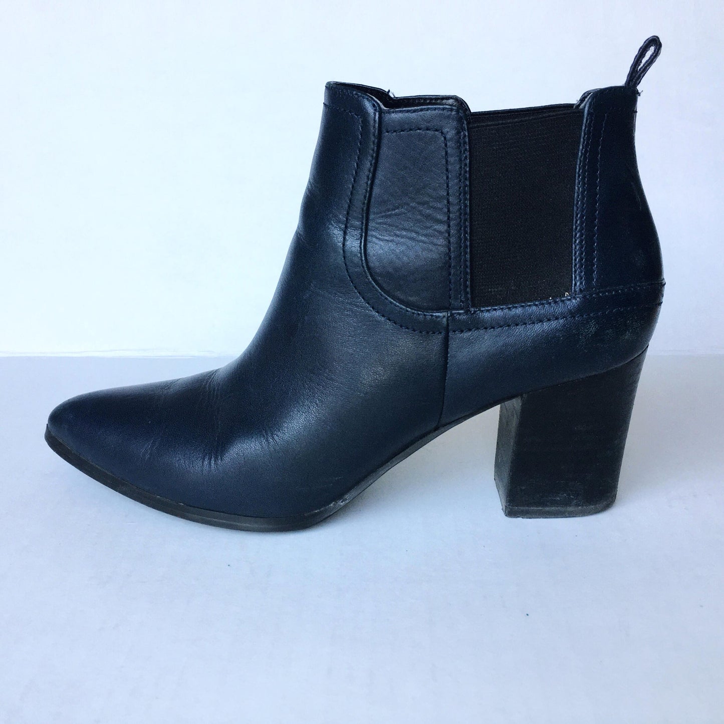 Franco Sarto leather bootie - size 8.5
