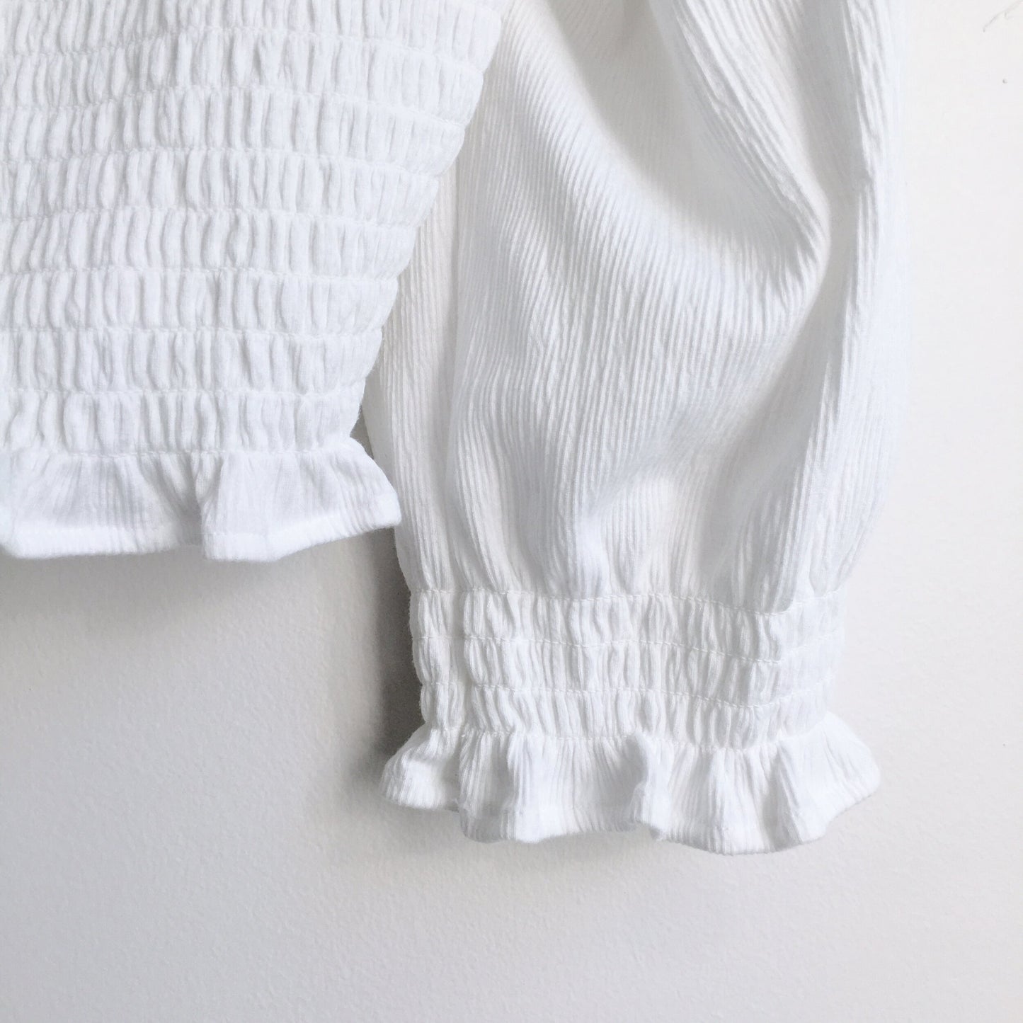 Free People Brenyce smocked crop top - size Small