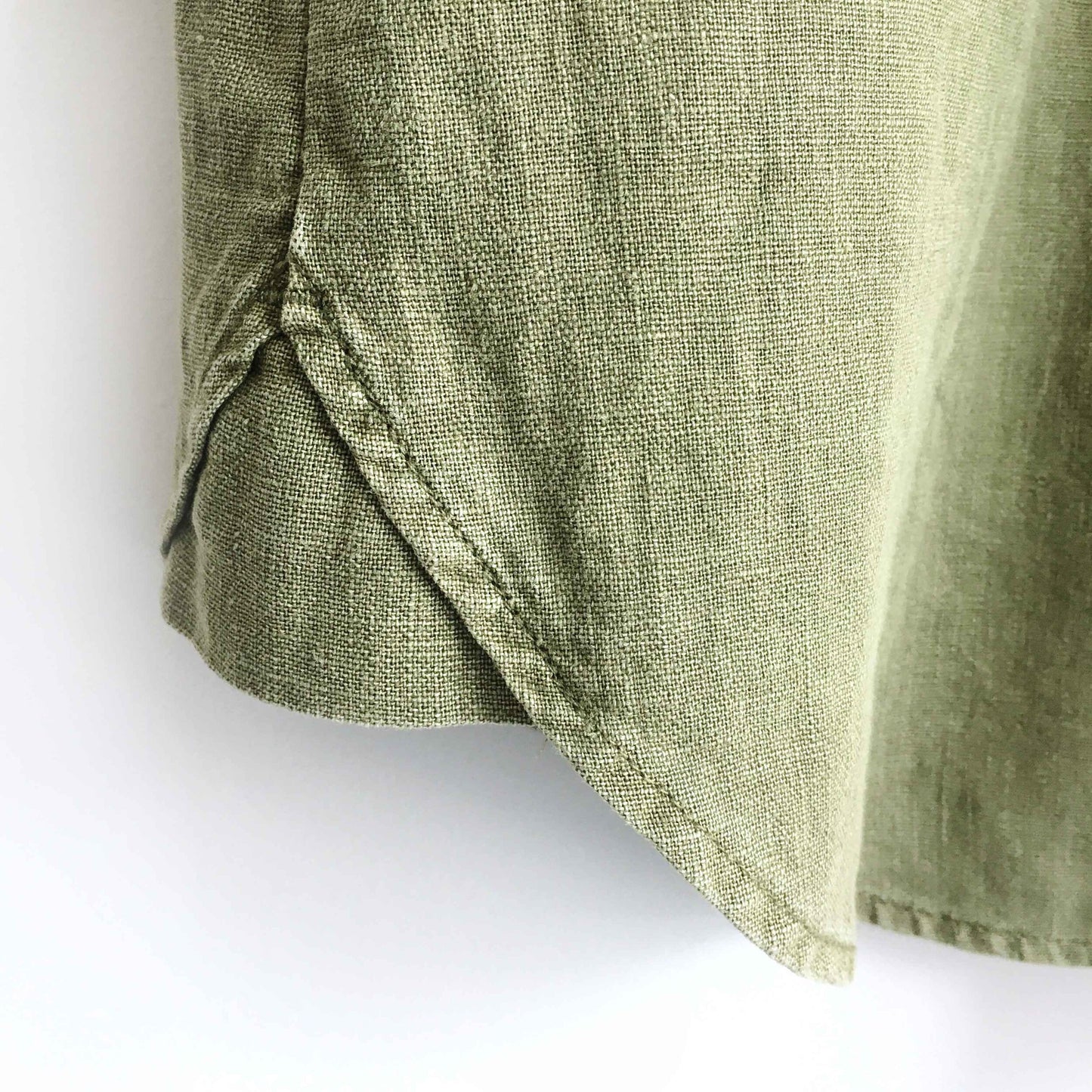 Free People raw edge sleeveless button down - size xs