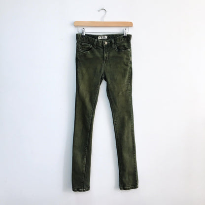 Free People Skinny Jean in army green - size 25