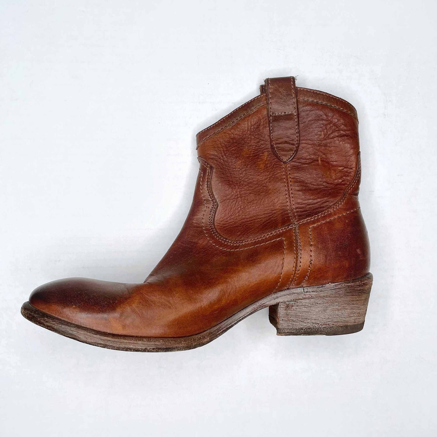 Frye leather short heeled western bootie - size 8