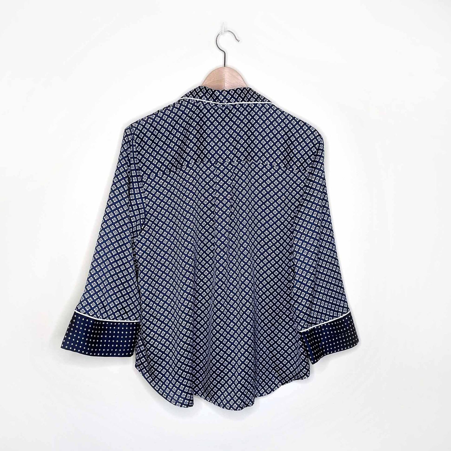 gap pajama print piped satin button down shirt - size medium