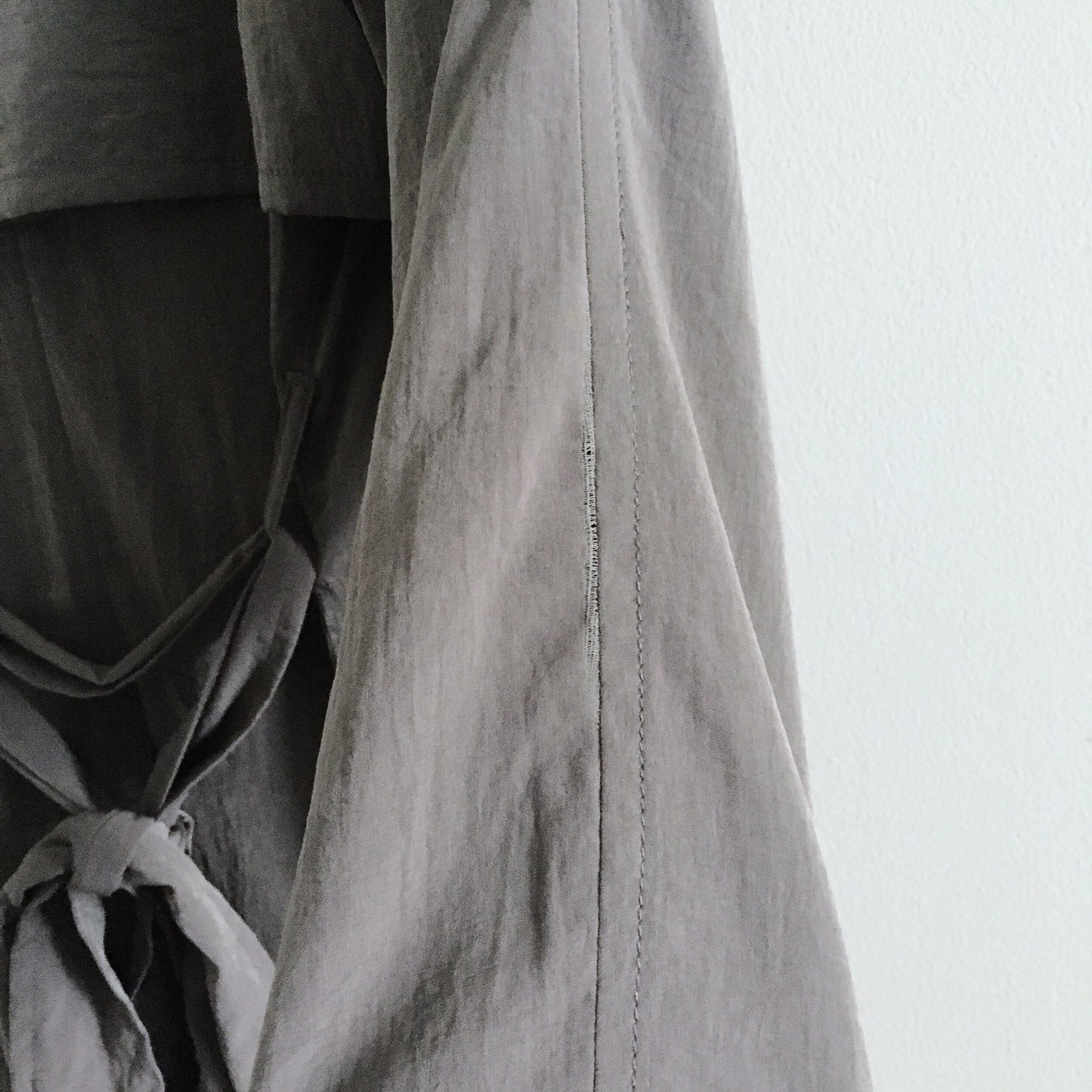 gap open waterfall belted trench - size xs