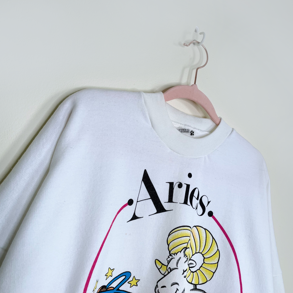 vintage 70's garfield aries astrology sign crewneck fleece sweater - size large