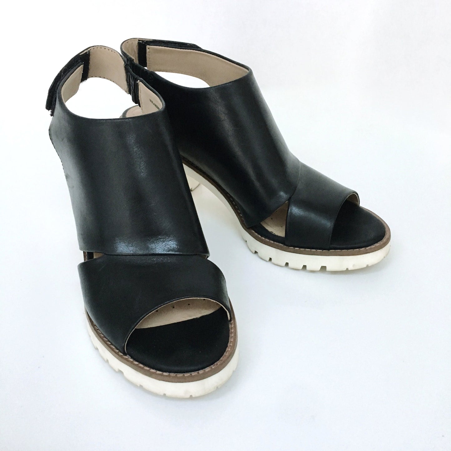 Geox Dovelyn Block Heel Sandals - size 38