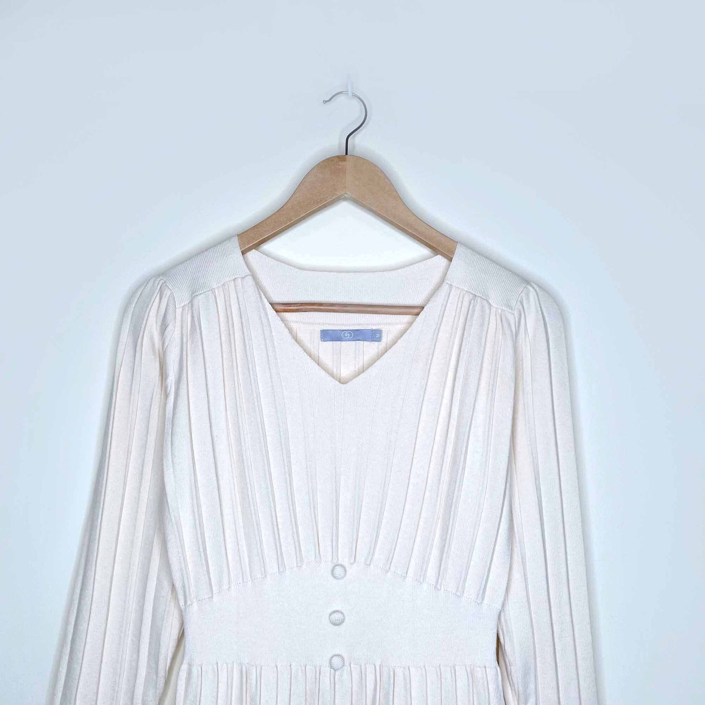 gg house accordion knit sweater dress - size medium