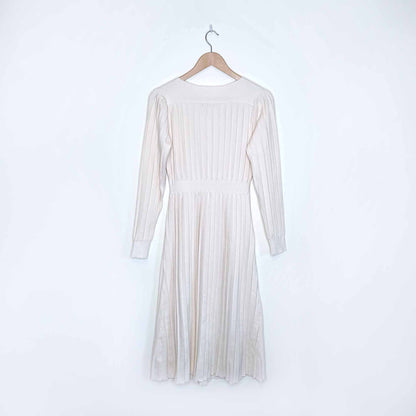gg house accordion knit sweater dress - size medium