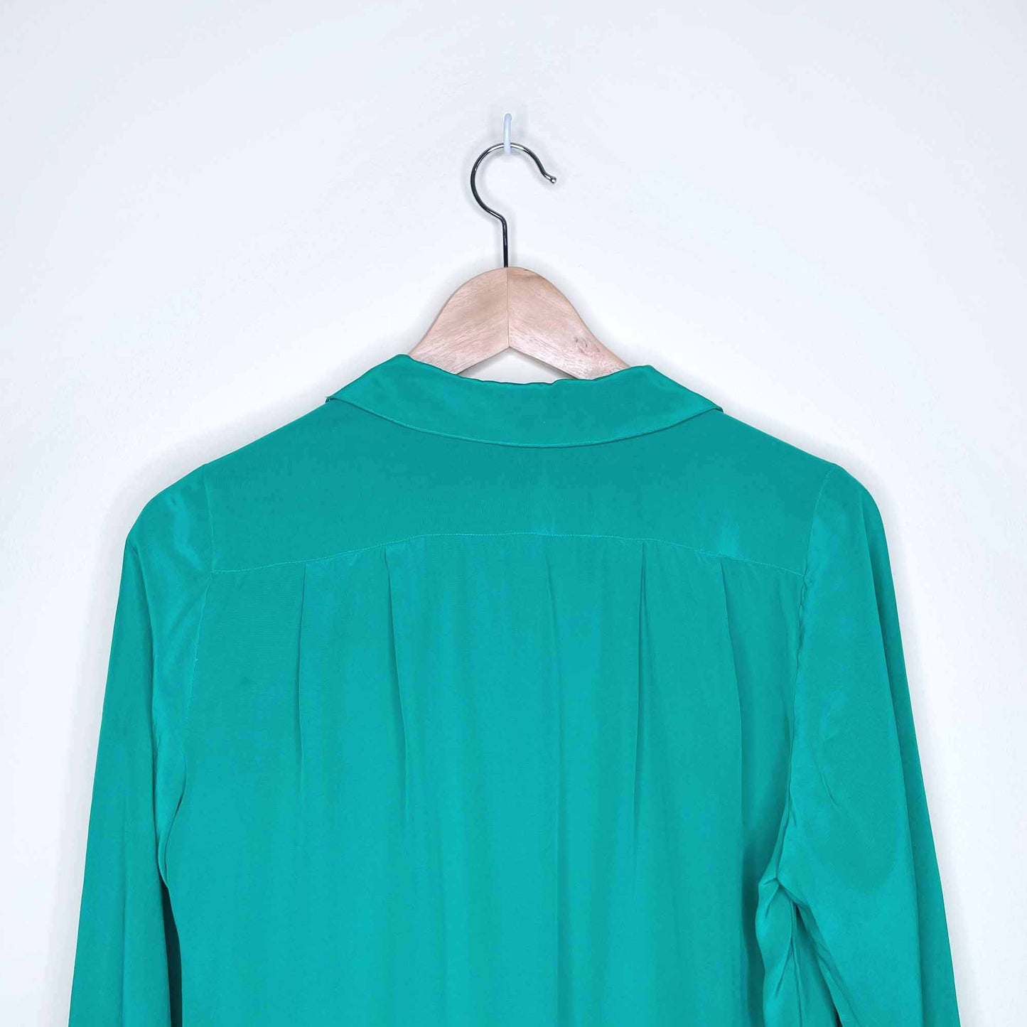 Vintage emerald green 100% silk blouse - size Medium