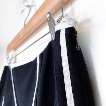 gucci 2000's high rise a-line skirt with contrast piping - size 8