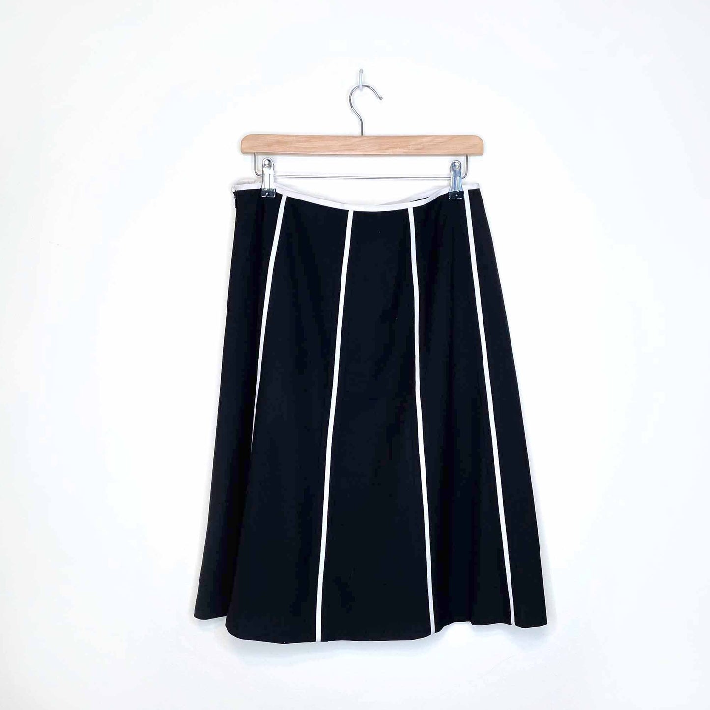 gucci 2000's high rise a-line skirt with contrast piping - size 8